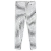 Pantalon blanc à fines rayures porté par Max Fried, des Yankees de New York, lors du match contre les Blue Jays de Toronto le 8 octobre 2025.