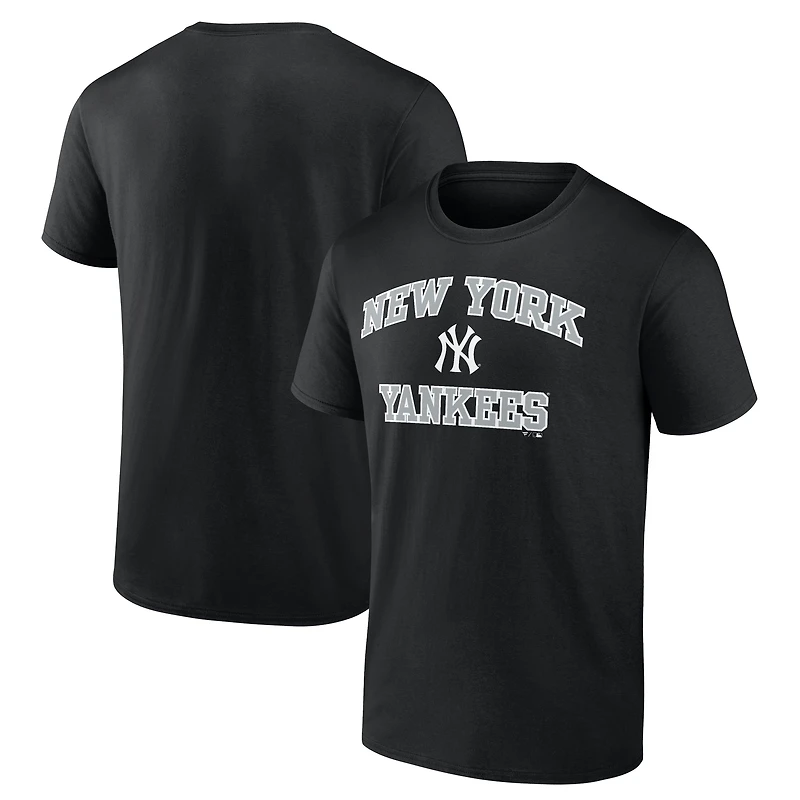Men's  Black New York Yankees Heart & Soul T-Shirt