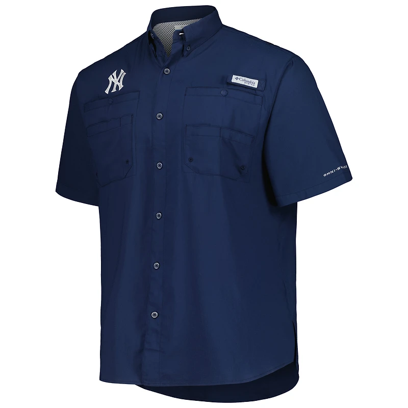 Men's Columbia Navy New York Yankees Tamiami Omni-Shade Button-Down Shirt