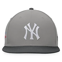 Men's Fanatics Charcoal New York Yankees Ace Snapback Hat
