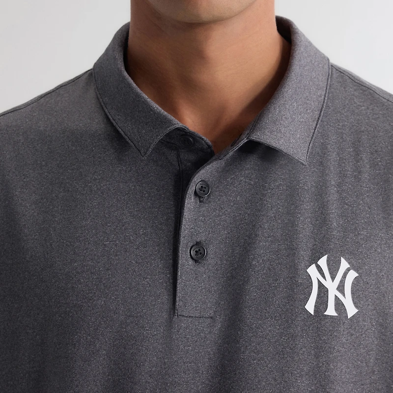 Men's Fanatics Khaki New York Yankees Clutch Polo