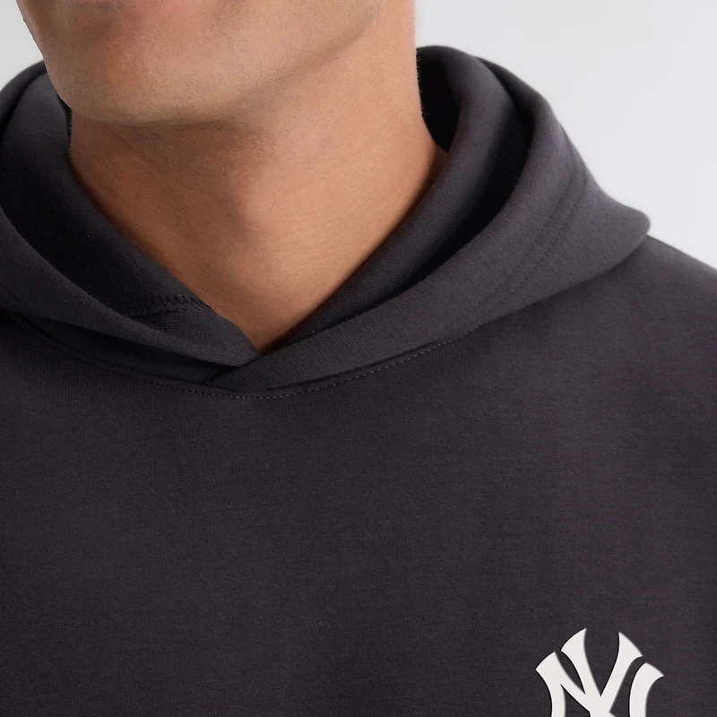 Sweat à capuche Fanatics pour homme, couleur anthracite, New York Yankees Clutch, en mélange de trois matières.