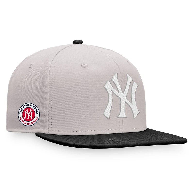 Men's Fanatics  Gray/Black New York Yankees Sky Team Patch Snapback Hat