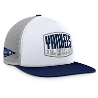 Men's Fanatics Gray/White New York Yankees Cranked Foam Front Patch Trucker Adjustable Hat