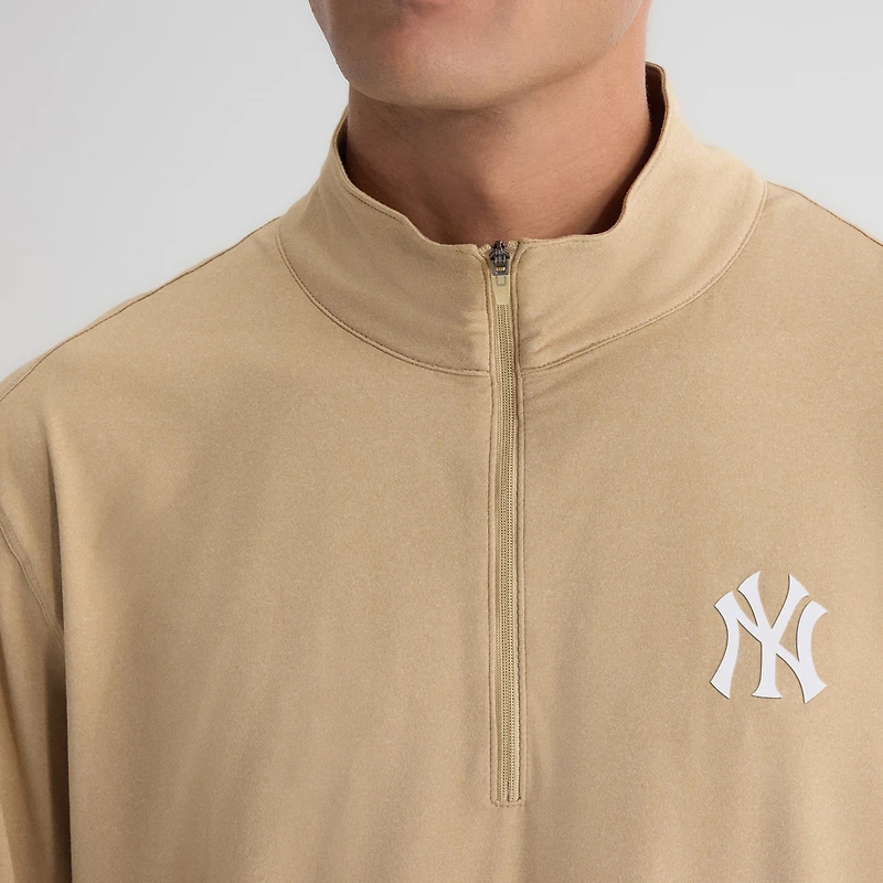 Pull à col zippé Fanatics kaki New York Yankees Clutch pour homme