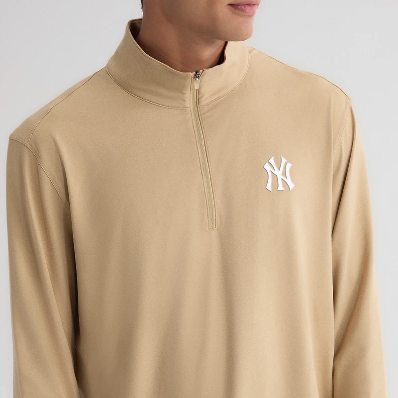 Pull à col zippé Fanatics kaki New York Yankees Clutch pour homme