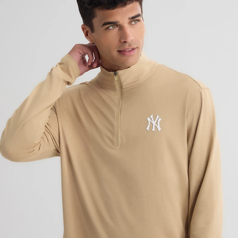 Pull à col zippé Fanatics kaki New York Yankees Clutch pour homme