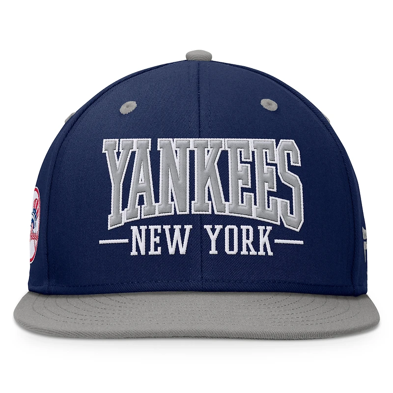 Casquette Snapback Fanatics bleu marine/gris New York Yankees Fundamental Bold Snapback pour hommes
