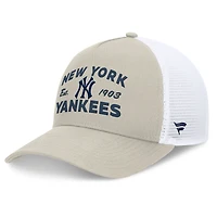 Casquette réglable de camionneur A-Frame Stone New York Yankees Fanatics pour hommes