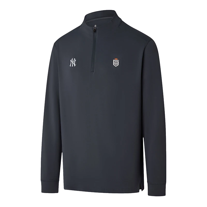 La grandeur masculine triomphe grâce à Derek Jeter. Haut d'entraînement col zippé bleu marine des Yankees de New York.