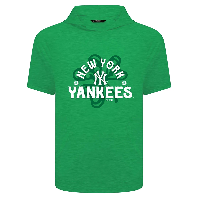 T-shirt à capuche manches courtes et imprimé trèfle de la Saint-Patrick pour homme, vert