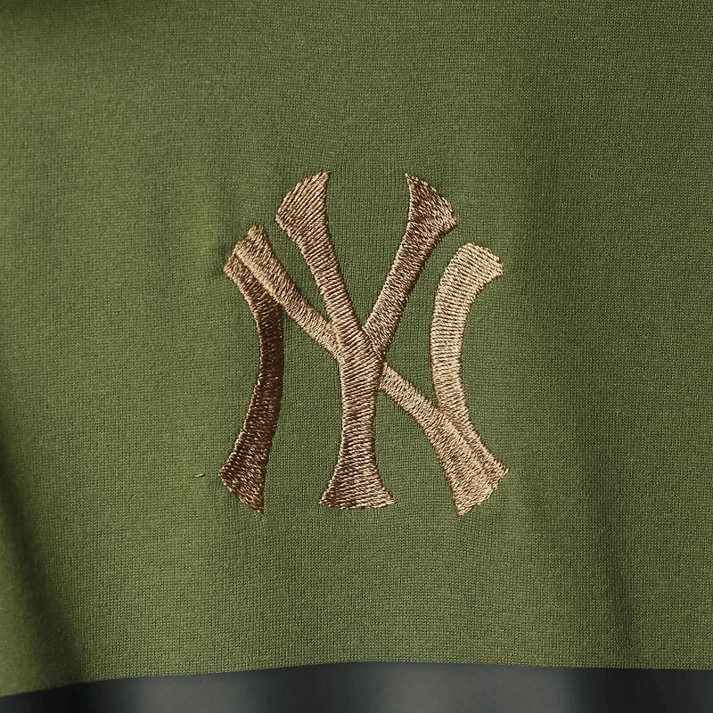 Polo à manches raglan pour hommes Levelwear Olive New York Yankees Delta Sector