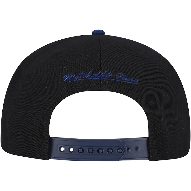 Men's Mitchell & Ness Black New York Yankees Rise Up Snapback Hat