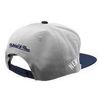 Men's Mitchell & Ness Gray New York Yankees Cooperstown Collection Away Snapback Hat