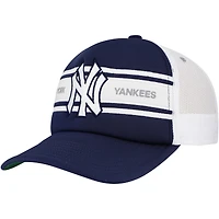Men's   Navy New York Yankees Sideline Trucker Adjustable Hat
