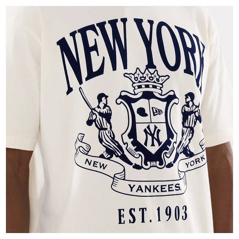 T-shirt floqué beige New Era pour homme, motif armoiries des Yankees de York