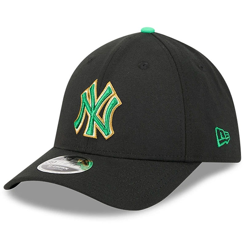 Men's New Era Black York Yankees 2026 St. Patrick's Day 39THIRTY Flex Hat