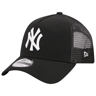 Men's New Era Black New York Yankees A-Frame 9FORTY Trucker Adjustable Hat