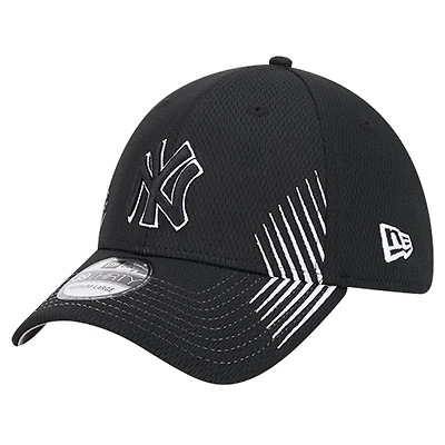 Men's New Era Black York Yankees Active Dash Mark 39THIRTY Flex Hat