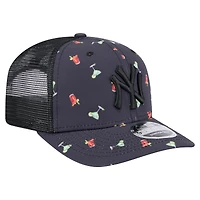 Casquette extensible à bouton-pression New Era noire New York Yankees Adventure Drinks Pattern 9SEVENTY pour homme