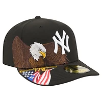 Casquette ajustée New Era 59FIFTY noire pour homme, motif aigle chauve des Yankees de York, style Americana.