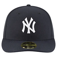 Casquette ajustée à profil bas CC Sabathia Navy New Era pour homme, modèle 59FIFTY, du Temple de la renommée baseball national 2025 des Yankees York