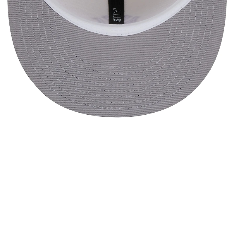 Men's New Era  Cream/Navy York Yankees Chrome Sutash 59FIFTY Fitted Hat