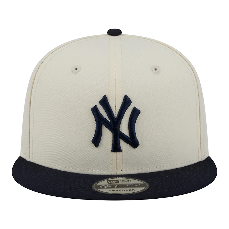 Men's New Era Cream/Navy New York Yankees Localized 9FIFTY Snapback Hat