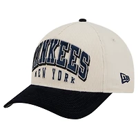 Casquette ajustable New Era 9FORTY A-Frame en velours côtelé crème/bleu marine pour homme, des Yankees de New York
