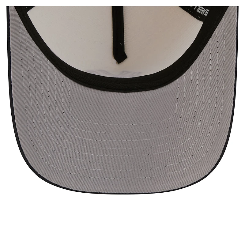 Casquette ajustée New Era crème pour homme, York Yankees, modèle 59FORTY chromé.
