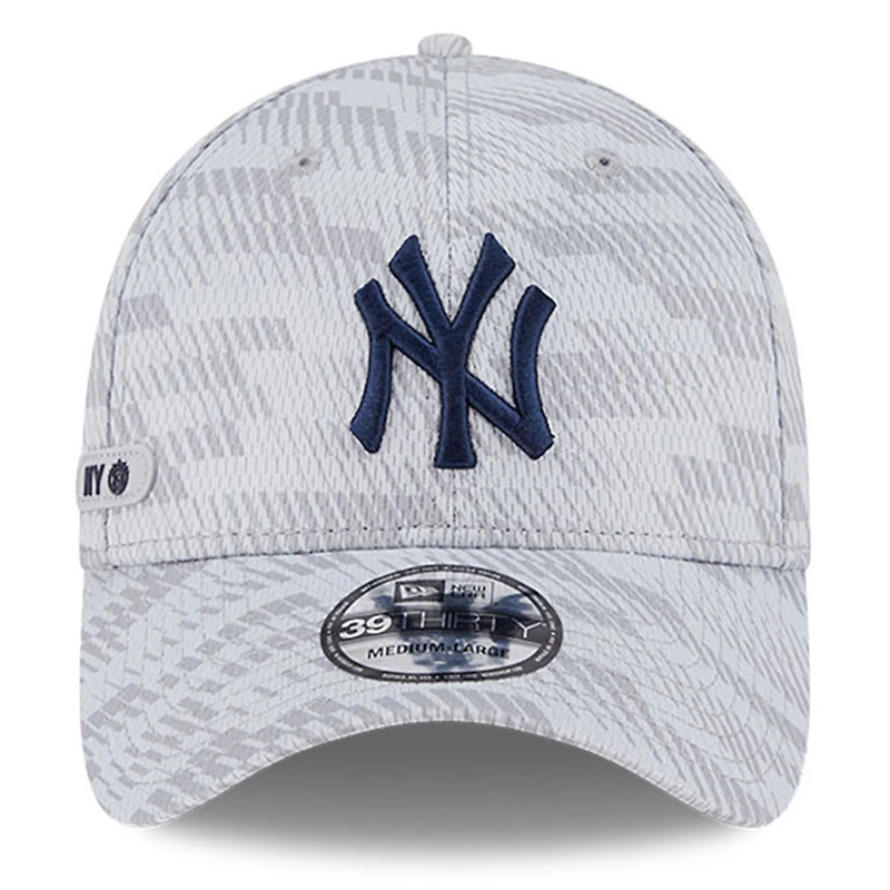 V107988 Yankee Mlb Nwe 2025 Clubhouse Gris 39Thirty HATMENFLX 60632174 #30