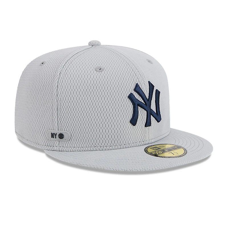 Men's New Era Gray York Yankees 2025 MLB Clubhouse 59FIFTY Fitted Hat