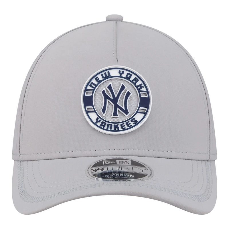 Casquette New Era grise pour homme, écusson des Yankees de York, modèle 39THIRTY, monture A, couronne perforée et flexible