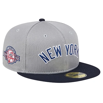 Casquette ajustée 59FIFTY en maille New York Yankees Pivot Era pour homme, grise