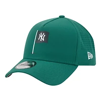 Men's New Era  Green New York Yankees Pin Seeker 9FORTY A-Frame Adjustable Hat