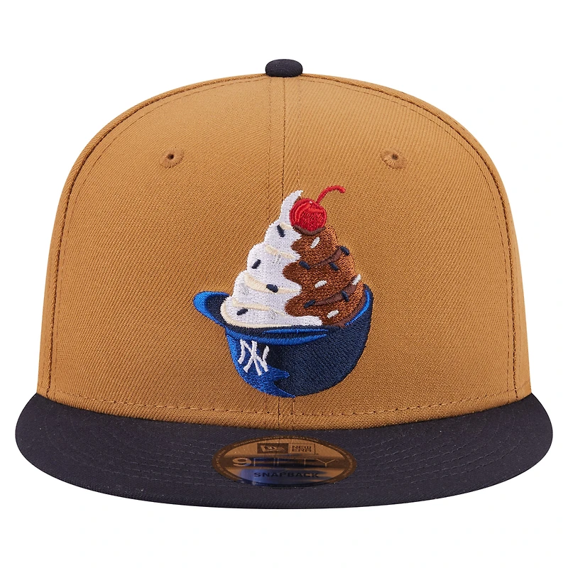 Men's New Era Khaki/Navy New York Yankees Ice Cream 9FIFTY Snapback Hat