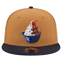 Men's New Era Khaki/Navy New York Yankees Ice Cream 9FIFTY Snapback Hat