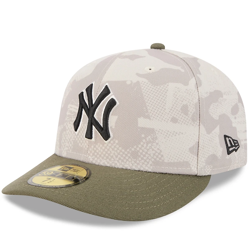 Casquette ajustée 59FIFTY pour homme New Era beige clair/olive, motif Armed Forces Day 2025 des Yankees de York