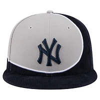 Men's New Era Navy/Gray New York Yankees Retro Split Corduroy Snapback Hat