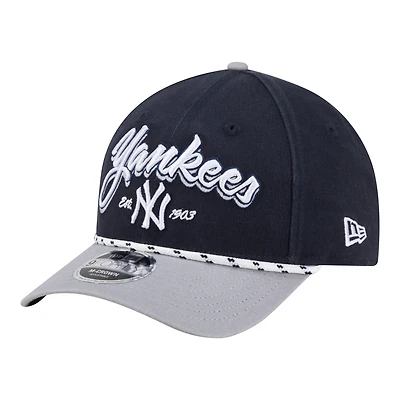 Casquette ajustable New Era 9FORTY M-Crown bleu marine/gris pour homme, aux couleurs des Yankees de New York.