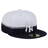 Men's New Era  Navy/White York Yankees Paint Stroke 59FIFTY Fitted Hat