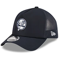 Casquette ajustable New Era rouge York Yankees 2026 pour homme, modèle alternatif d'entraînement au bâton Apex 9FORTY