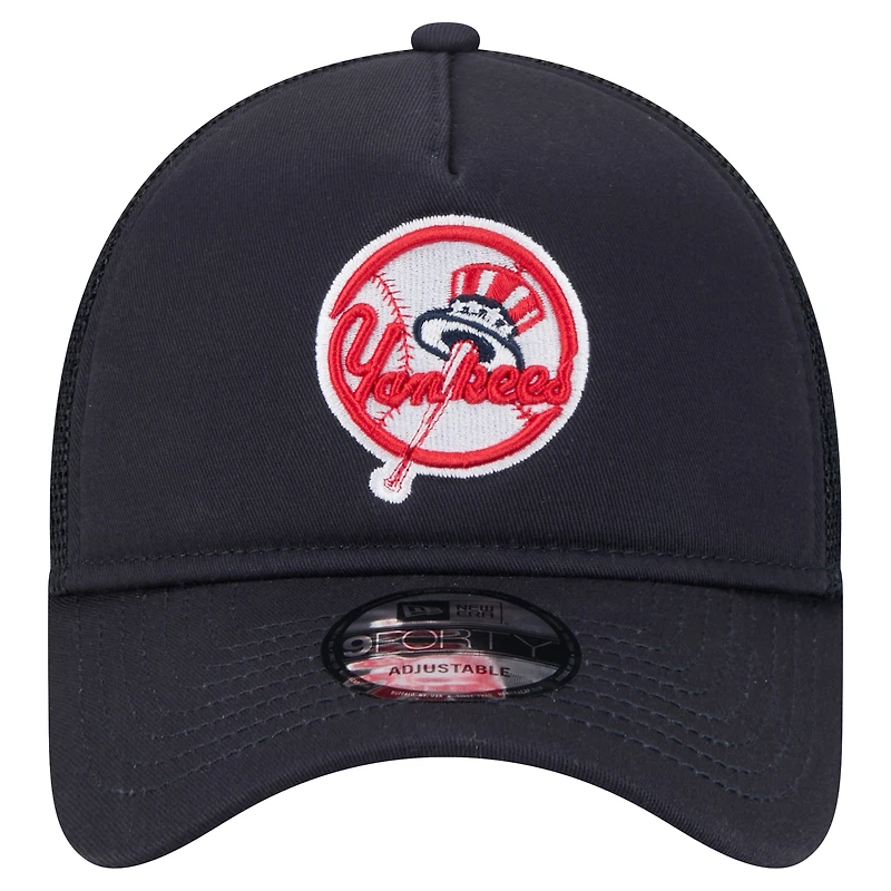 Men's New Era Navy New York Yankees 9FORTY A-Frame Trucker Adjustable Hat