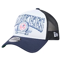 Casquette camionneur ajustable New Era bleu marine New York Yankees 9FORTY A-Frame pour homme