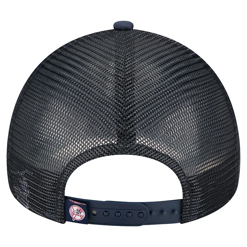 Casquette camionneur ajustable New Era bleu marine New York Yankees 9FORTY A-Frame pour homme