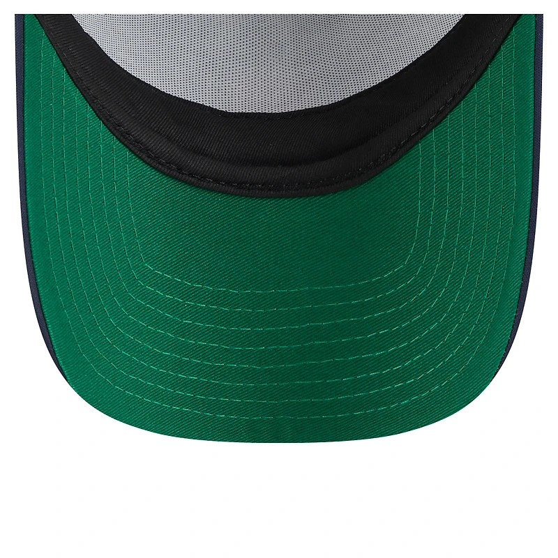 Men's New Era  Navy New York Yankees Distressed 9FORTY A-Frame Adjustable Trucker Hat