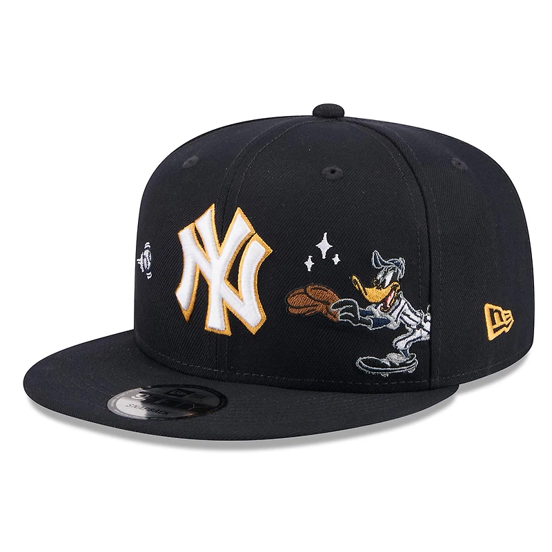 Men's New Era Navy New York Yankees Looney Tunes Daffy Duck 9FIFTY Snapback Hat