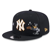 Men's New Era Navy New York Yankees Looney Tunes Daffy Duck 9FIFTY Snapback Hat