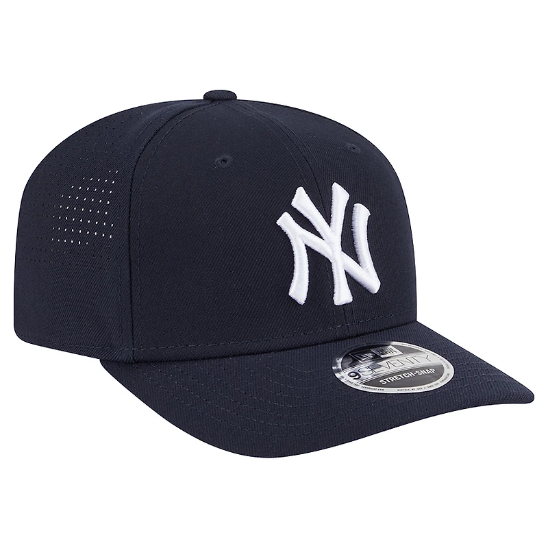 Men's New Era  Navy New York Yankees Performance 9SEVENTY Adjustable Hat