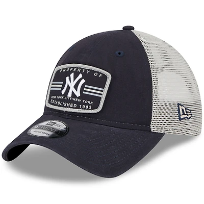 Men's New Era Navy New York Yankees Property Trucker 9TWENTY Snapback Hat